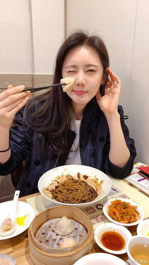 娱乐吃瓜酱和玉有关,娱乐吃瓜酱带你揭秘娱乐圈的玉面佳人